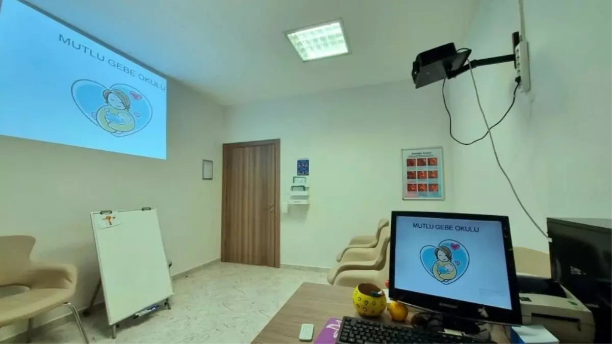 Fethiye’de Mutlu Gebe Okulu Açıldı